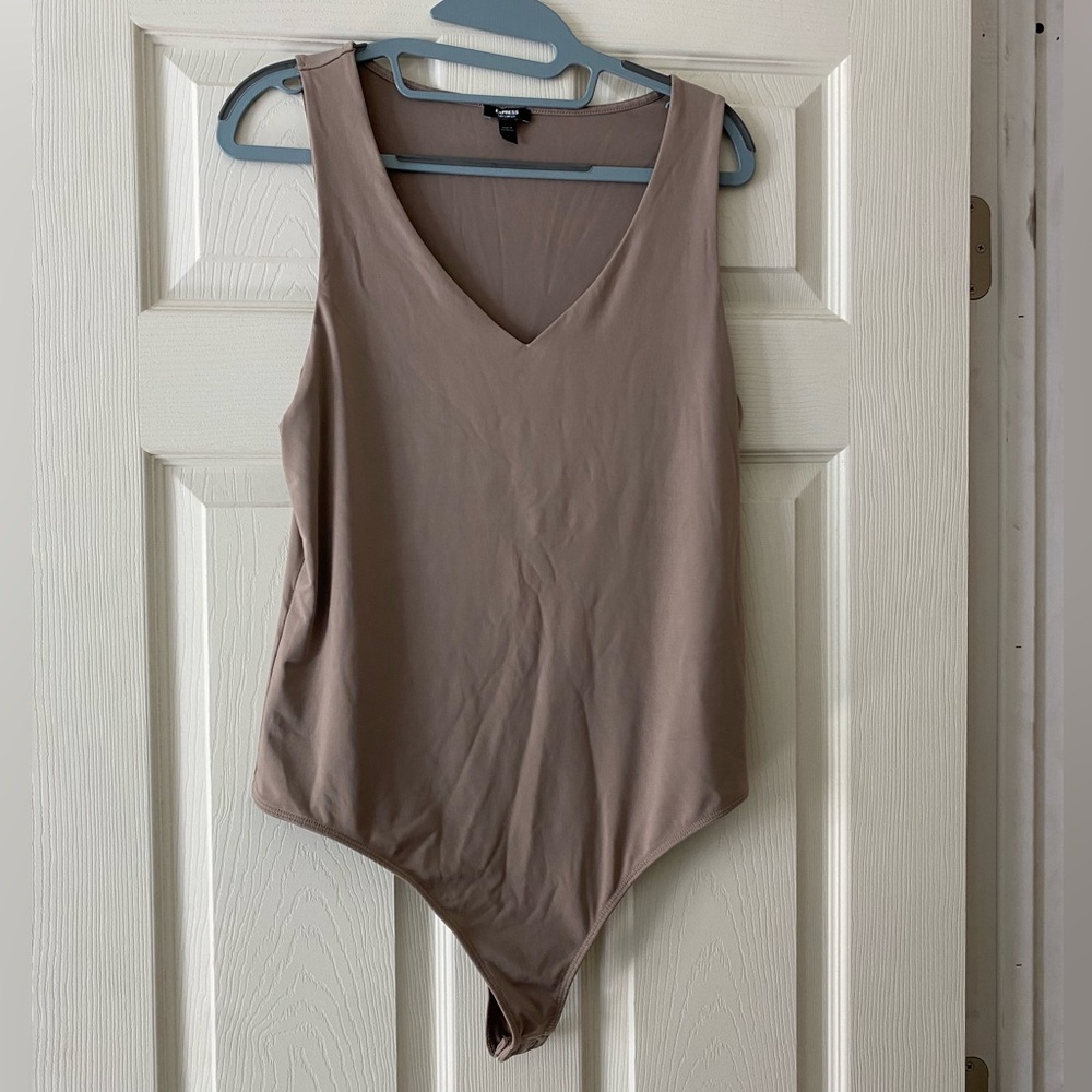 Express body contour